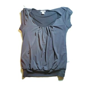 Six Degrees of separation gray babydoll top. Spandex Polyester.